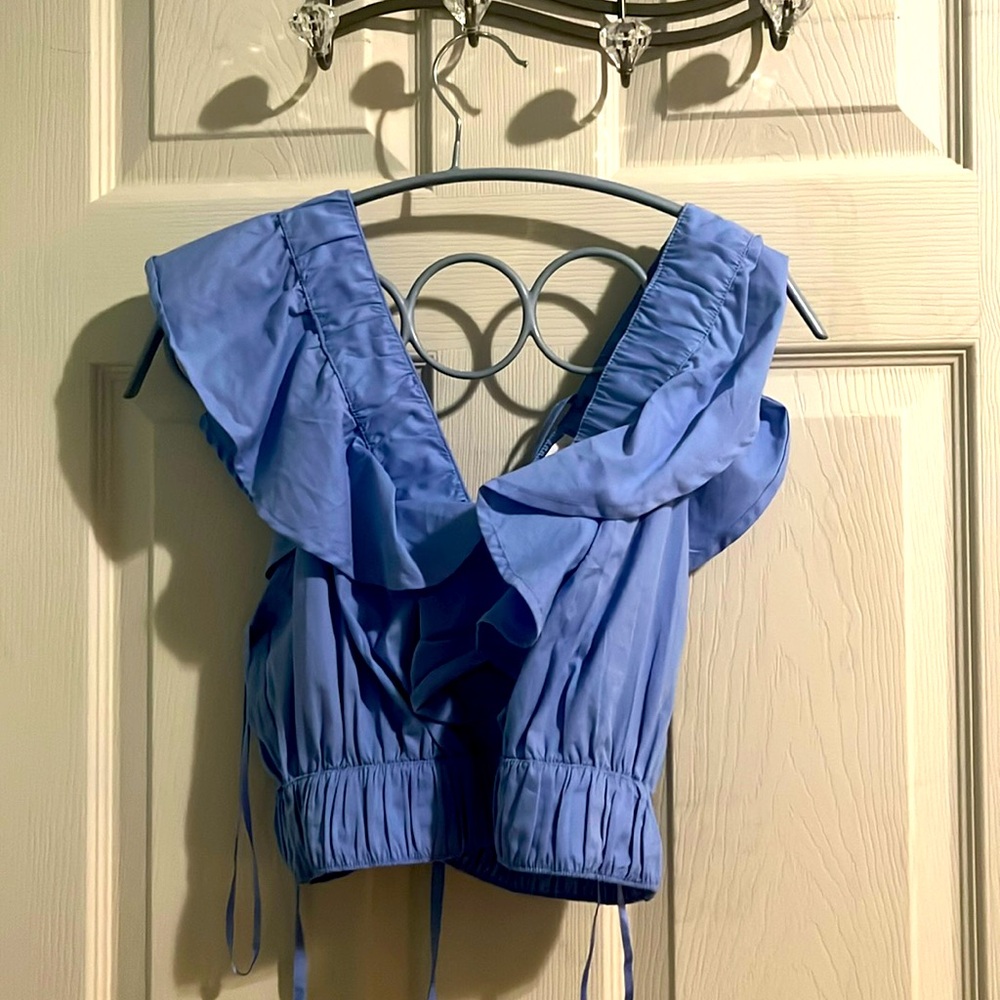 periwinkle crop top vest